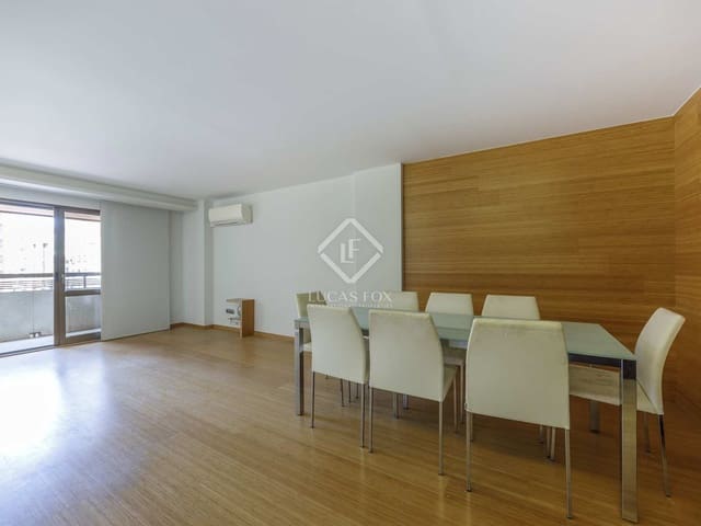 4 sypialnia Apartament do wynajęcia w Miasto Walencja z garażem - 2 100 € (Ref: 8376392)