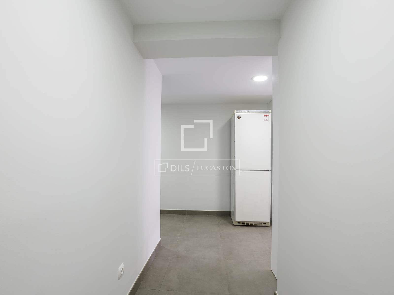 4 sypialnia Apartament do wynajęcia w Miasto Walencja z garażem - 2 100 € (Ref: 8376392)