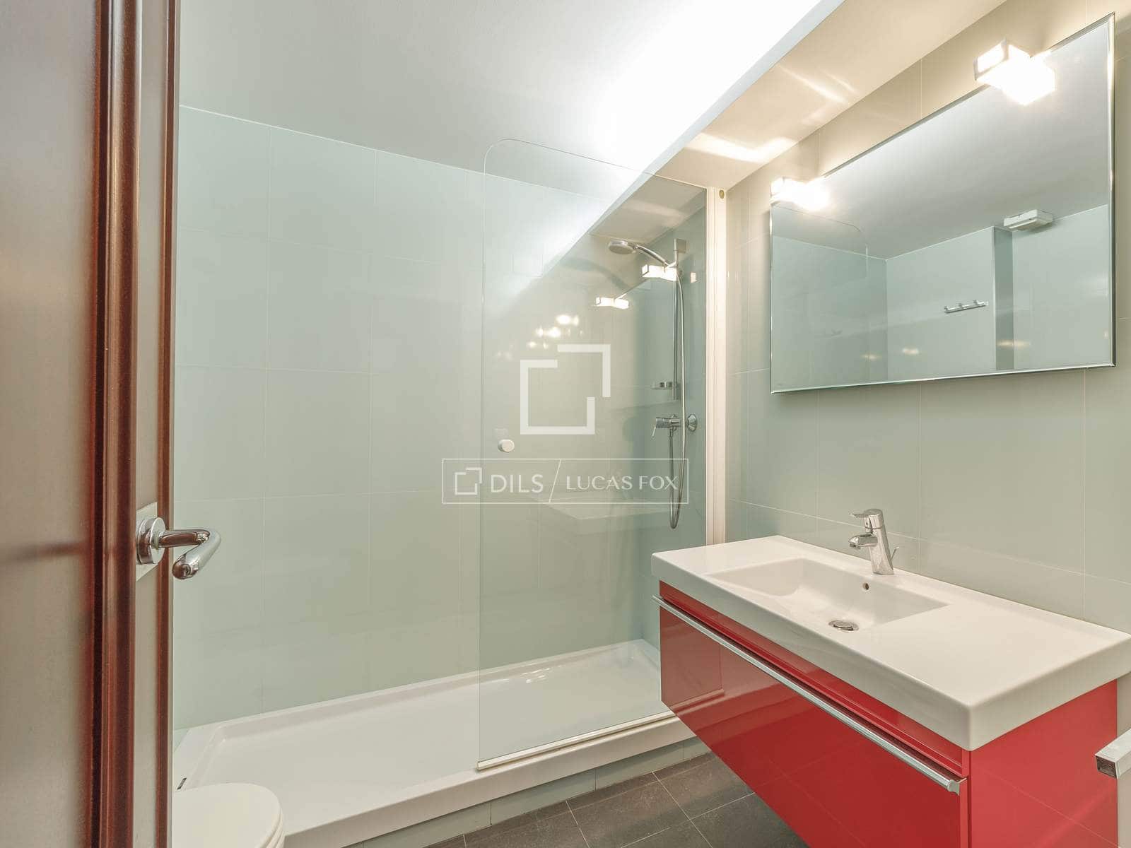 4 sypialnia Apartament do wynajęcia w Miasto Walencja z garażem - 2 100 € (Ref: 8376392)