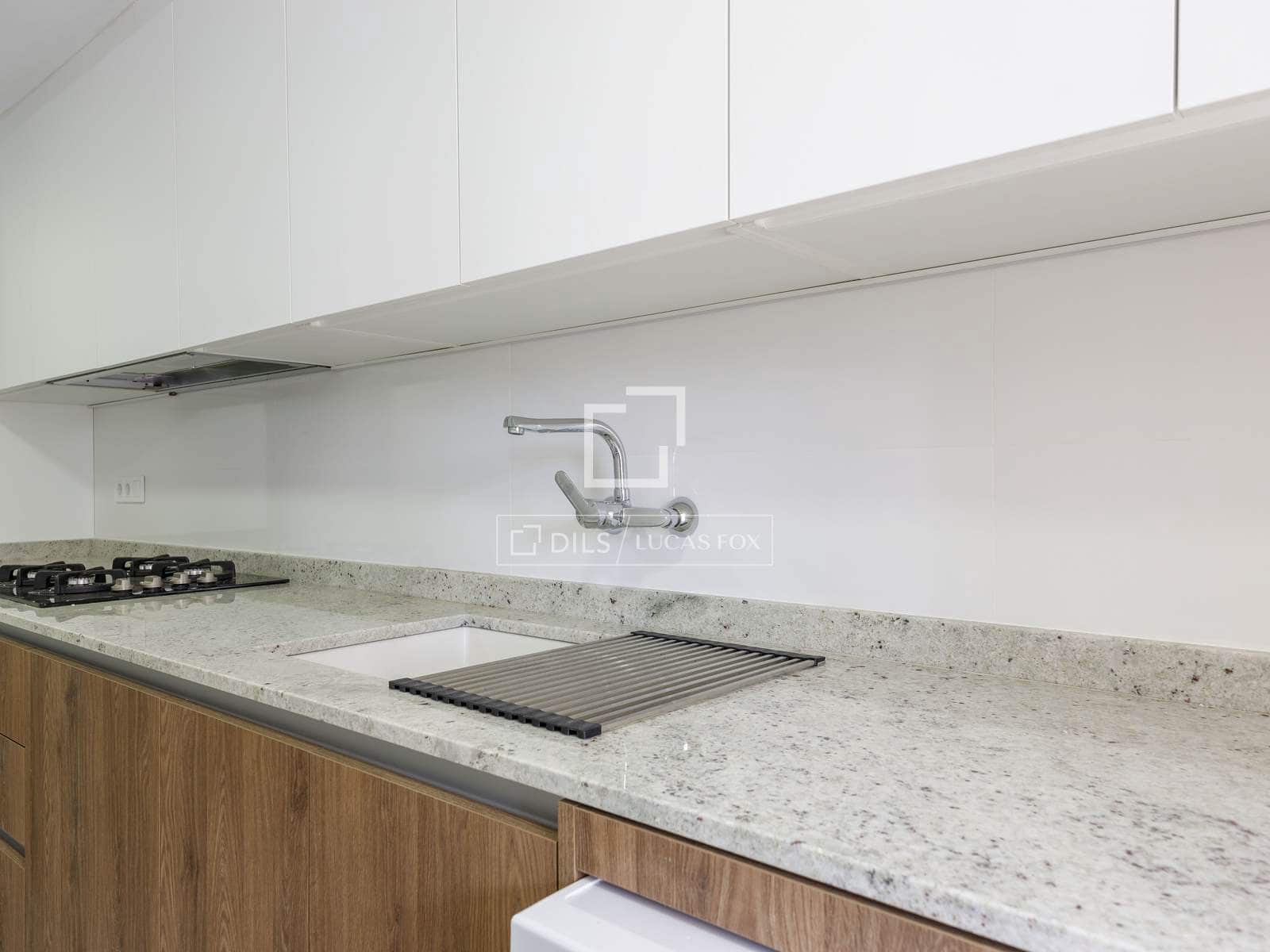 4 sypialnia Apartament do wynajęcia w Miasto Walencja z garażem - 2 100 € (Ref: 8376392)