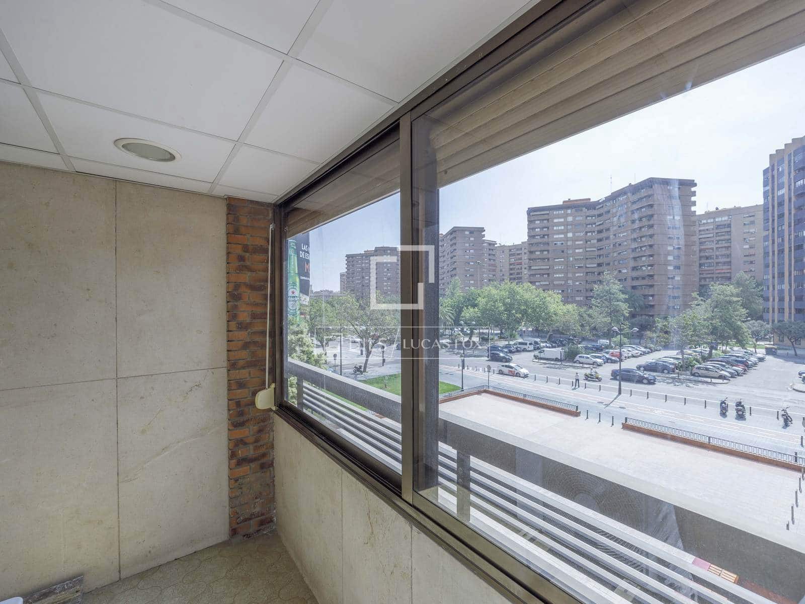 4 sypialnia Apartament do wynajęcia w Miasto Walencja z garażem - 2 100 € (Ref: 8376392)