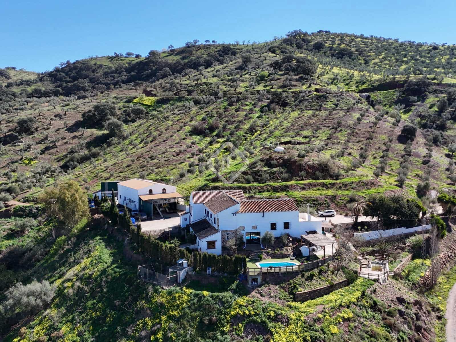 5 soveværelse Finca/Landehus til salg i Casabermeja med swimmingpool garage - € 2.360.000 (Ref: 8378277)