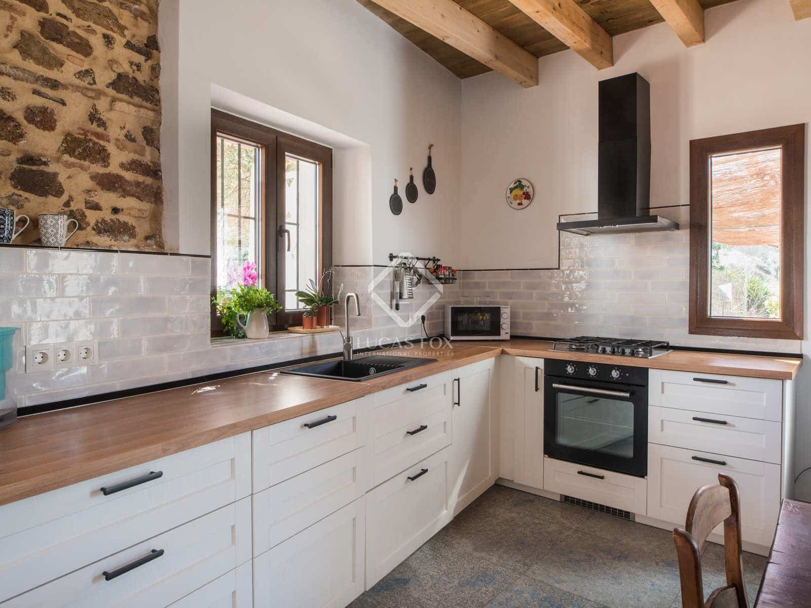 5 soveværelse Finca/Landehus til salg i Casabermeja med swimmingpool garage - € 2.360.000 (Ref: 8378277)