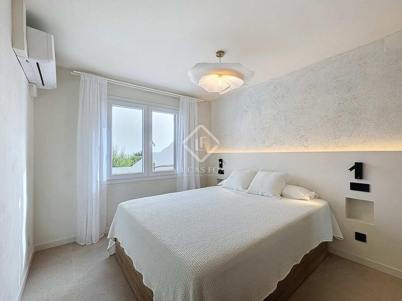 3 soveværelse Villa til leje i Ciutadella de Menorca med swimmingpool - € 15.000 (Ref: 8378279)