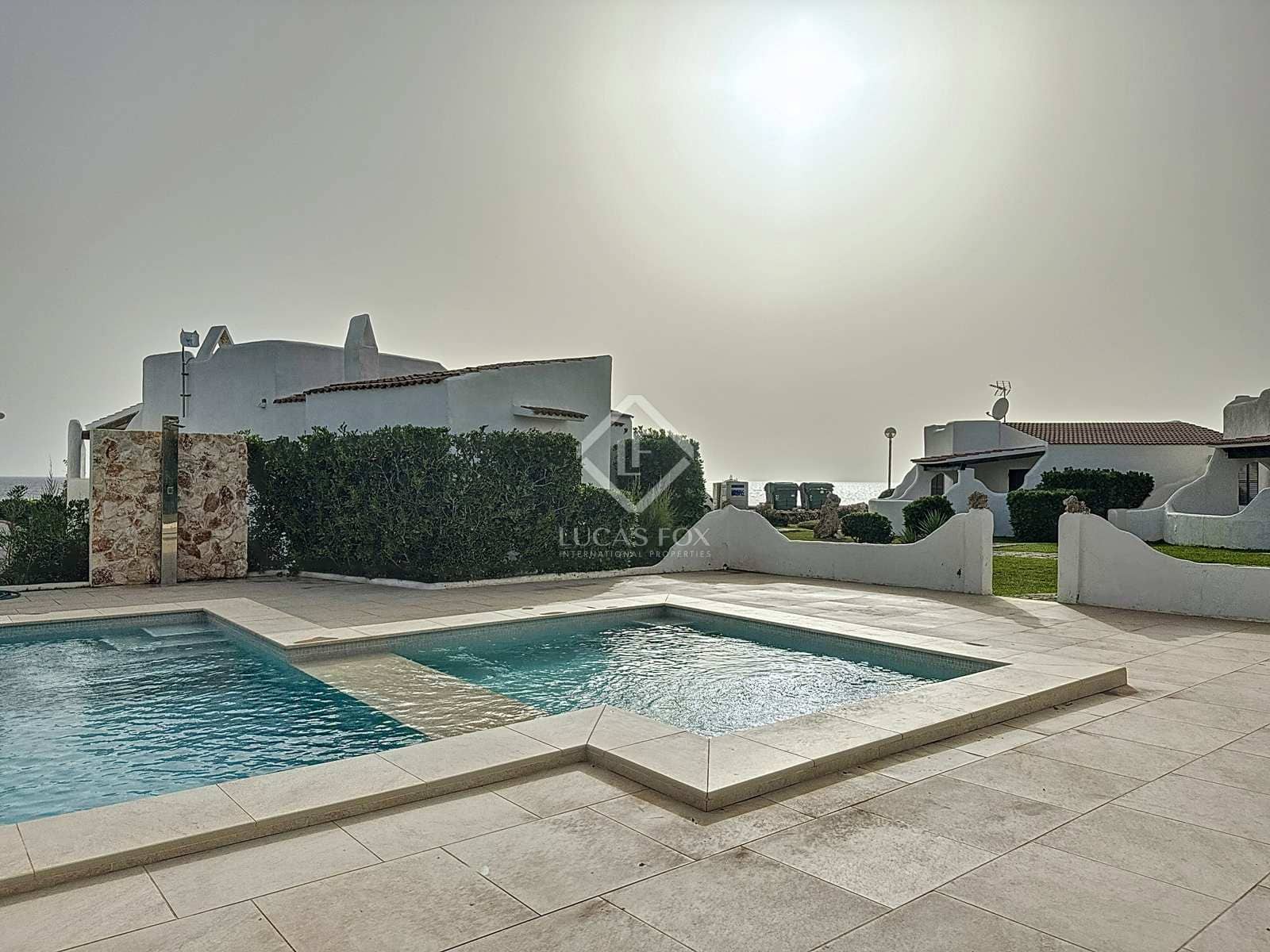 3 soveværelse Villa til leje i Ciutadella de Menorca med swimmingpool - € 15.000 (Ref: 8378279)