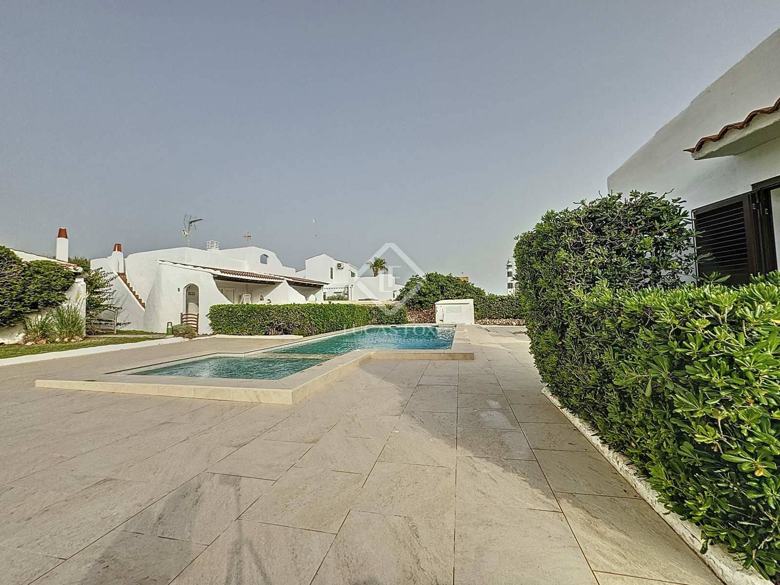 3 soveværelse Villa til leje i Ciutadella de Menorca med swimmingpool - € 15.000 (Ref: 8378279)