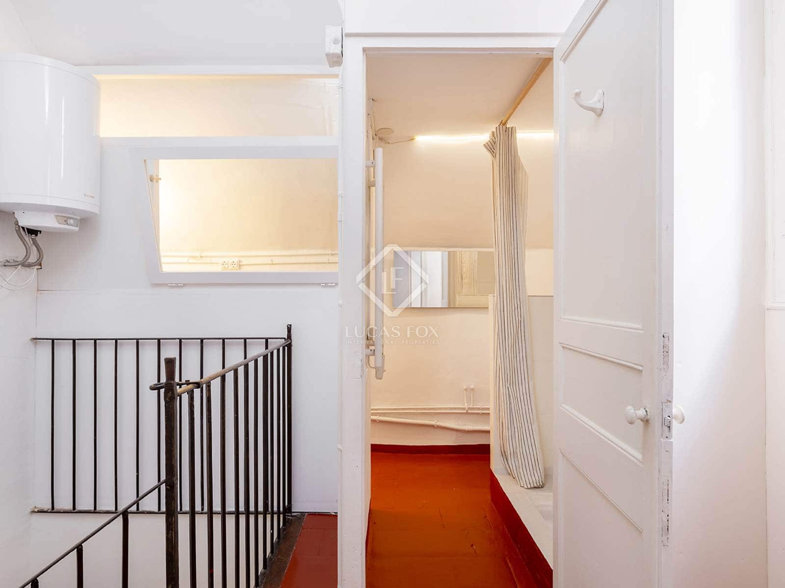 2 bedroom Villa for rent in Barcelona city - € 2,015 (Ref: 8378372)