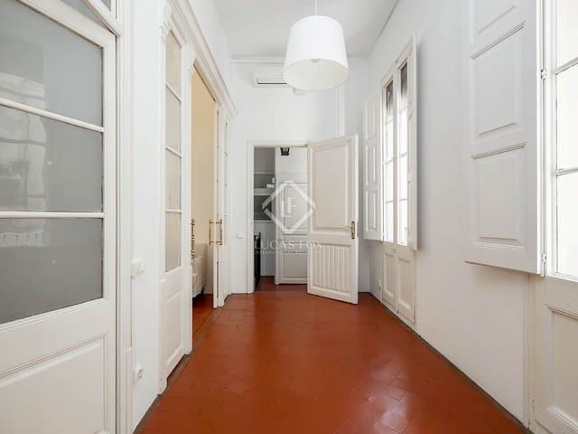 2 makuuhuone Huvila vuokrattavana paikassa Barcelona kaupunki - 2 015 € (Ref: 8378372)