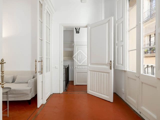 2 makuuhuone Huvila vuokrattavana paikassa Barcelona kaupunki - 2 015 € (Ref: 8378372)