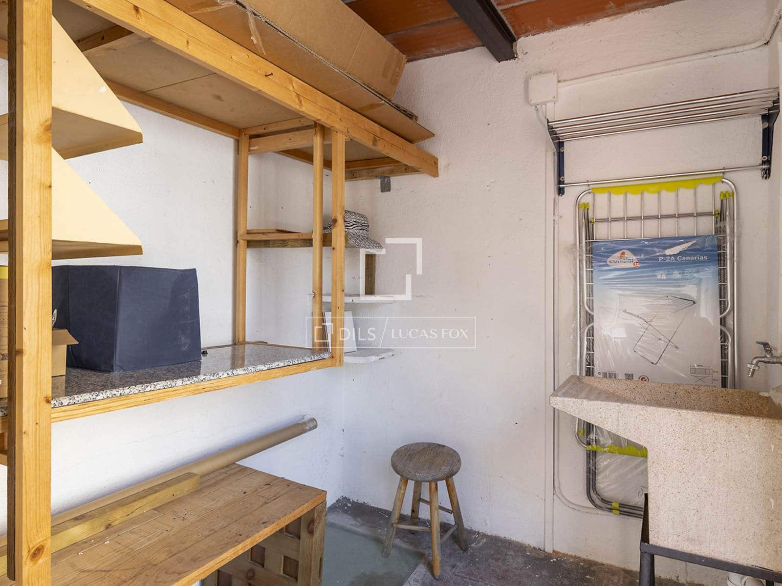 2 bedroom Villa for rent in Barcelona city - € 2,015 (Ref: 8378372)