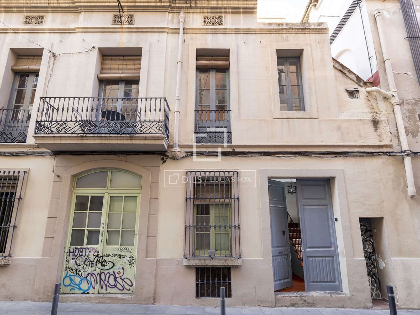 2 bedroom Villa for rent in Barcelona city - € 2,015 (Ref: 8378372)