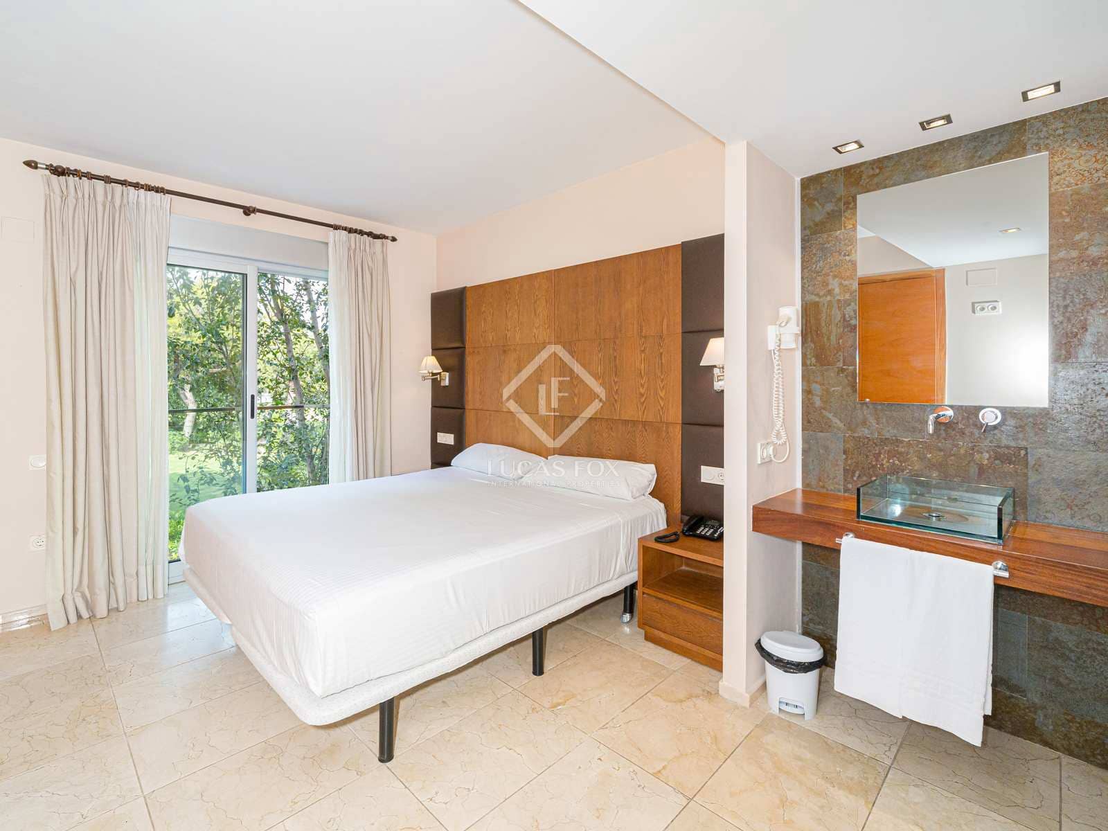 2 chambre Appartement à vendre à Alicante ville avec piscine garage - 300 000 € (Ref: 8384158)