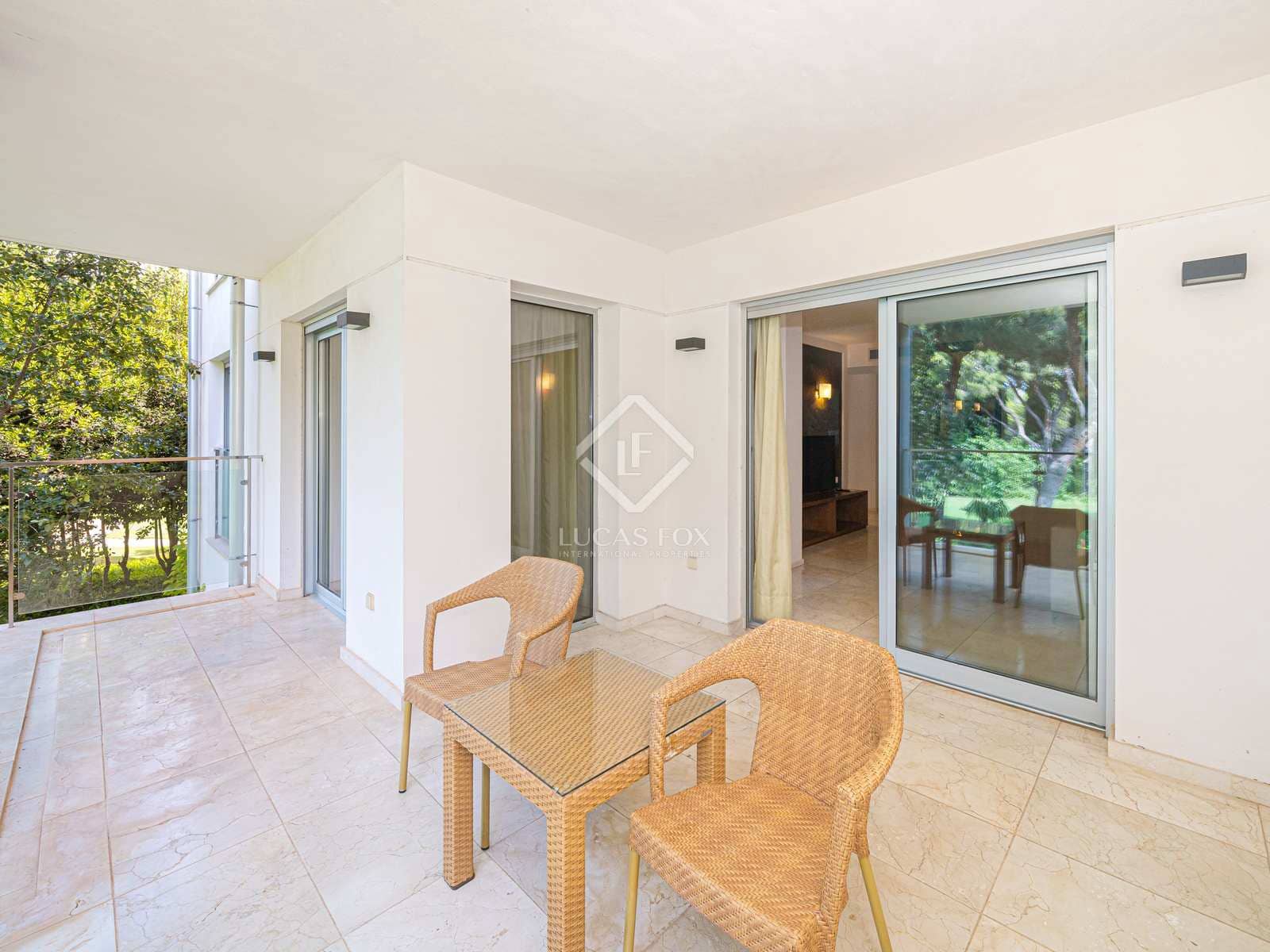 2 chambre Appartement à vendre à Alicante ville avec piscine garage - 300 000 € (Ref: 8384158)