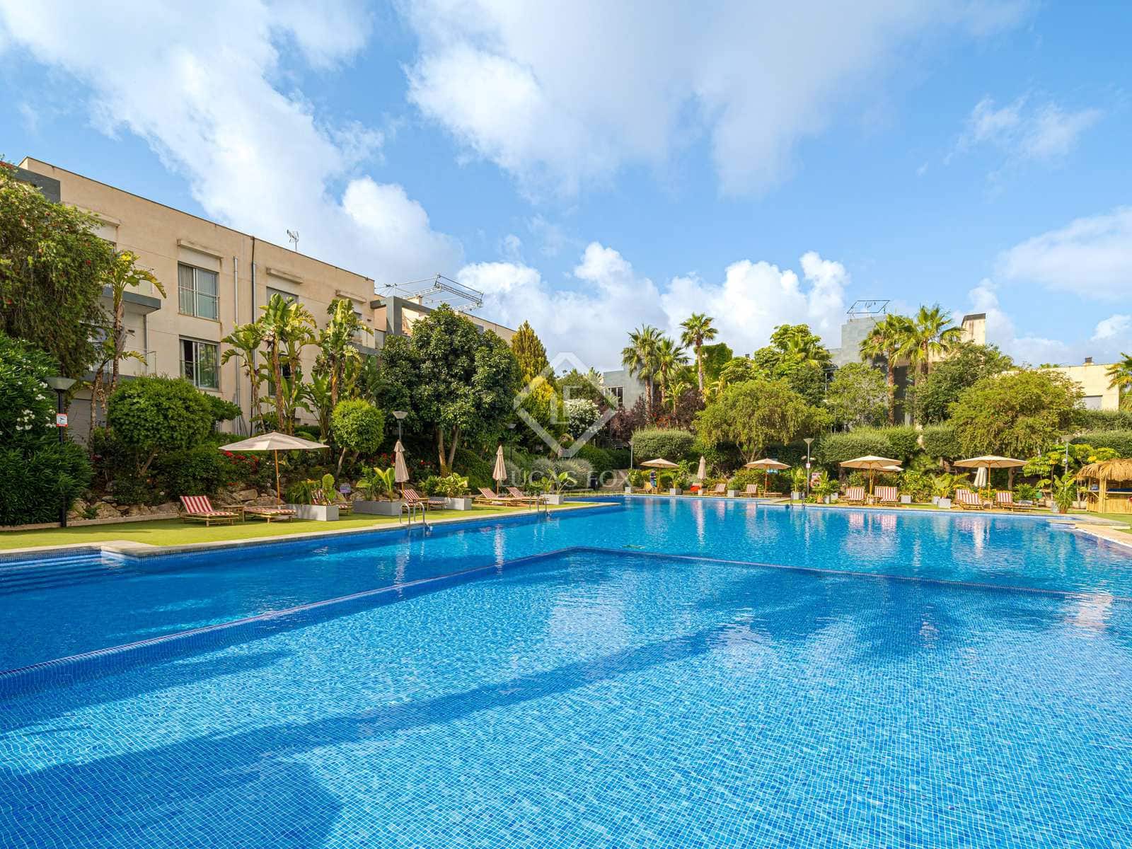 2 chambre Appartement à vendre à Alicante ville avec piscine garage - 300 000 € (Ref: 8384158)