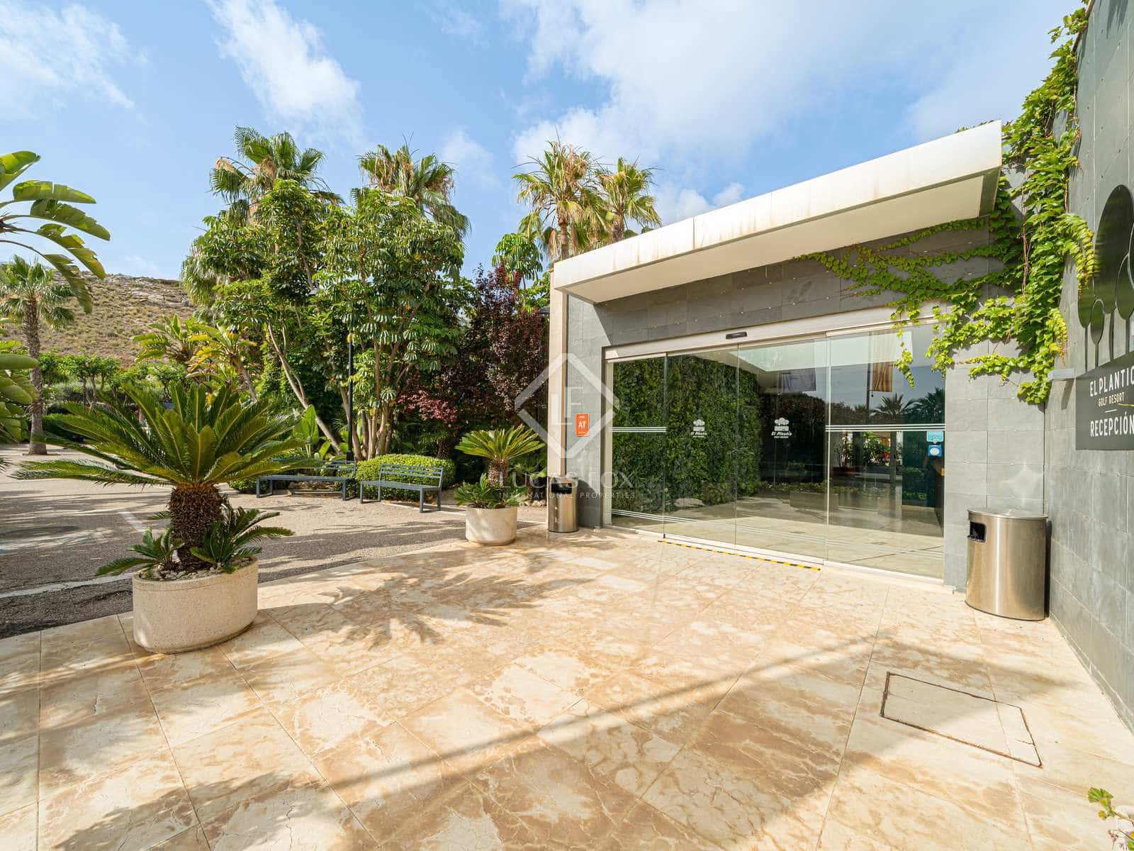 2 chambre Appartement à vendre à Alicante ville avec piscine garage - 300 000 € (Ref: 8384158)