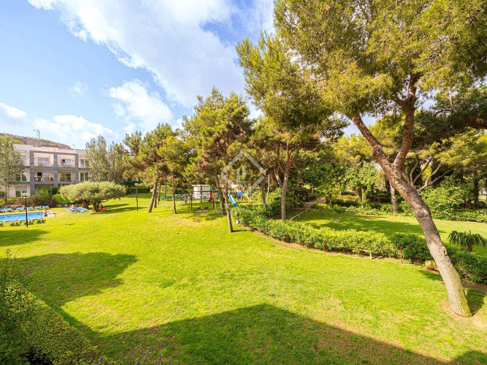 2 chambre Appartement à vendre à Alicante ville avec piscine garage - 300 000 € (Ref: 8384158)