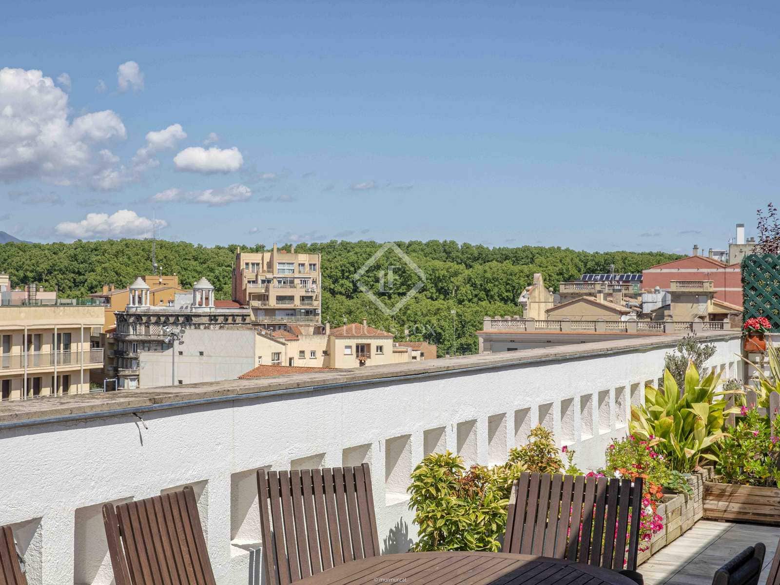 2 slaapkamer Penthouse te koop in Gerona stad - € 1.080.000 (Ref: 8384160)