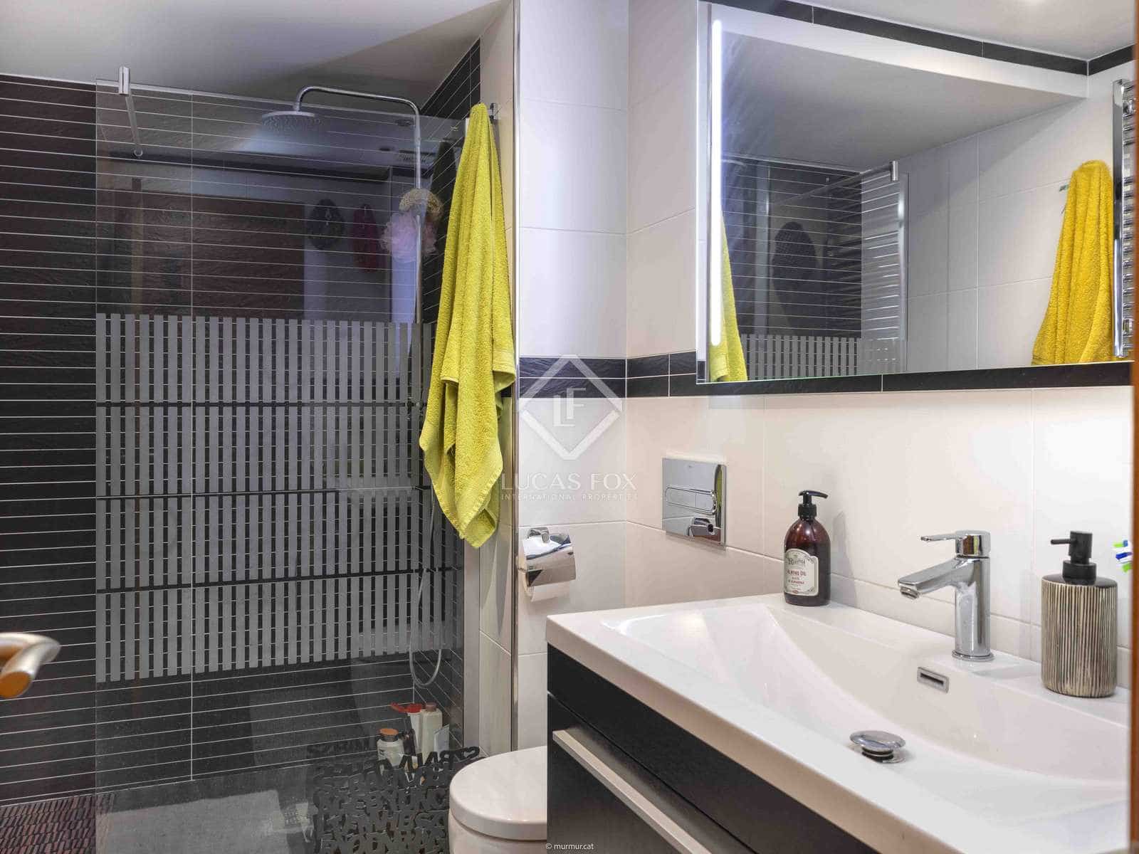 2 slaapkamer Penthouse te koop in Gerona stad - € 1.080.000 (Ref: 8384160)