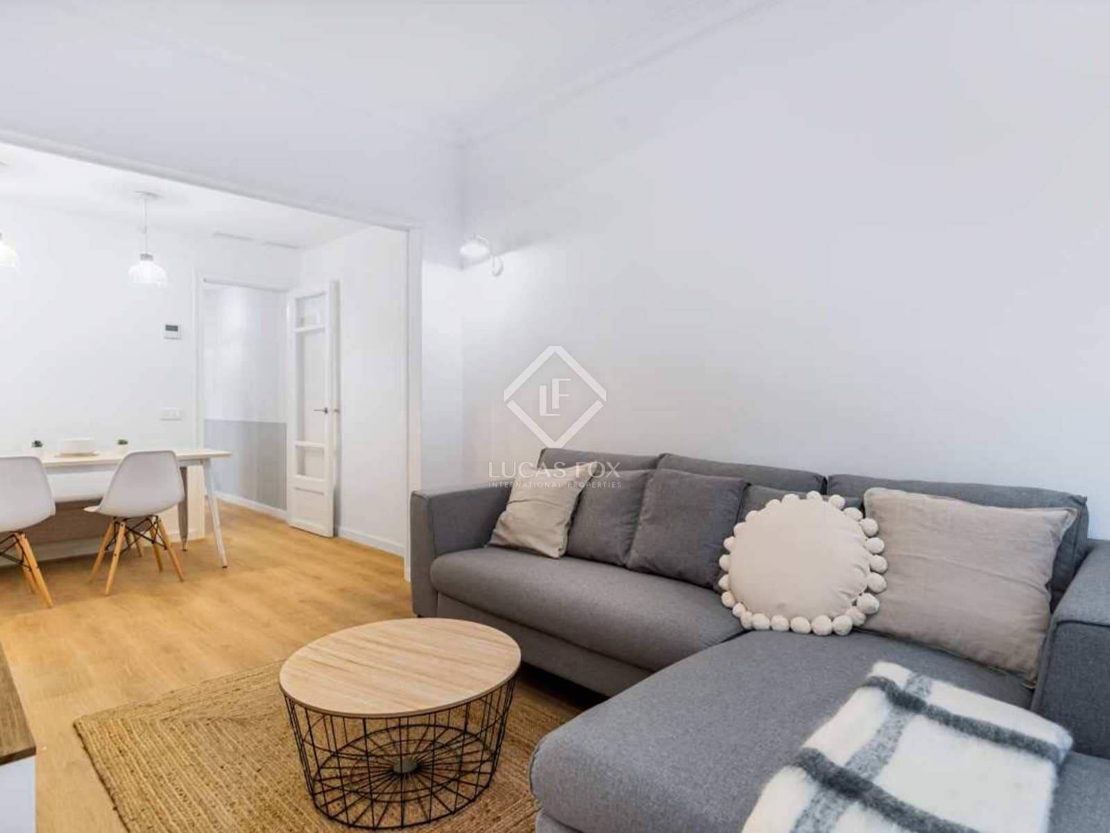 3 soveværelse Lejlighed til salg i Barcelona by - € 399.000 (Ref: 8384161)