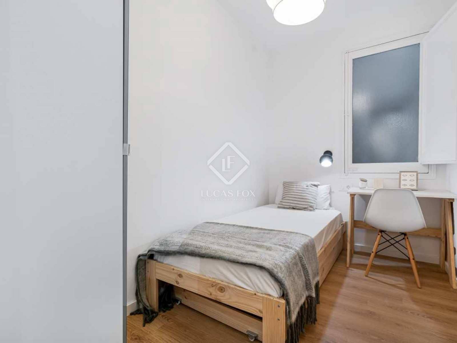 3 soveværelse Lejlighed til salg i Barcelona by - € 399.000 (Ref: 8384161)