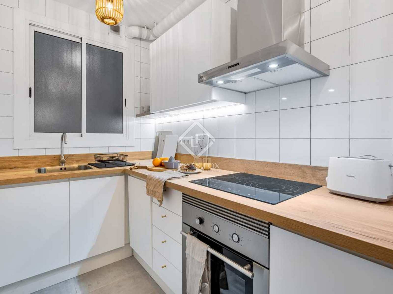 3 soveværelse Lejlighed til salg i Barcelona by - € 399.000 (Ref: 8384161)