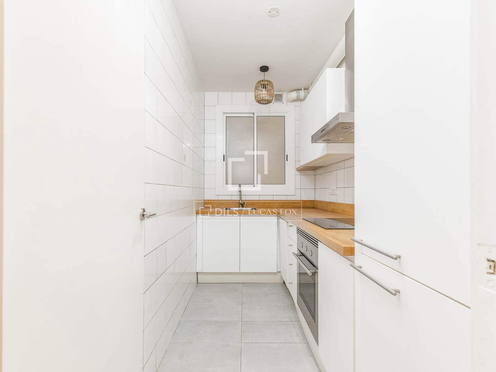 3 soverom Leilighet til salgs i Barcelona by - € 405 000 (Ref: 8384161)