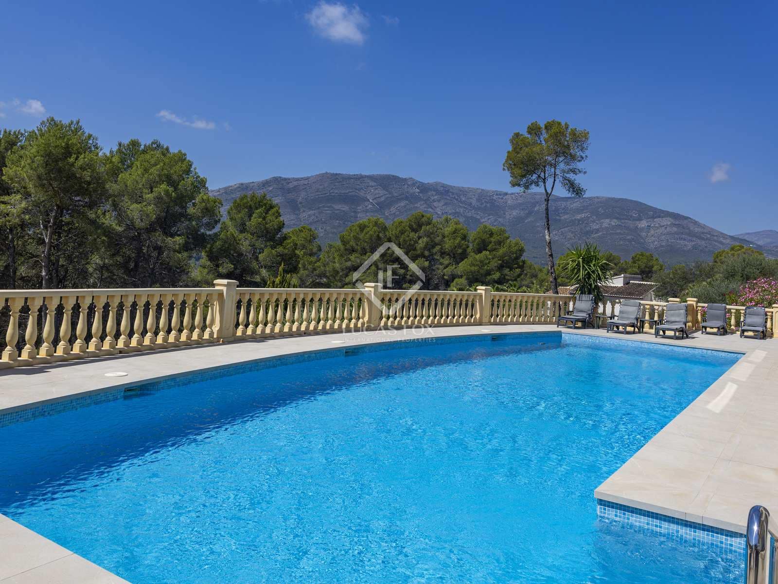 7 soveværelse Villa til salg i Alcalali / Alcanali med swimmingpool garage - € 1.495.000 (Ref: 8395451)