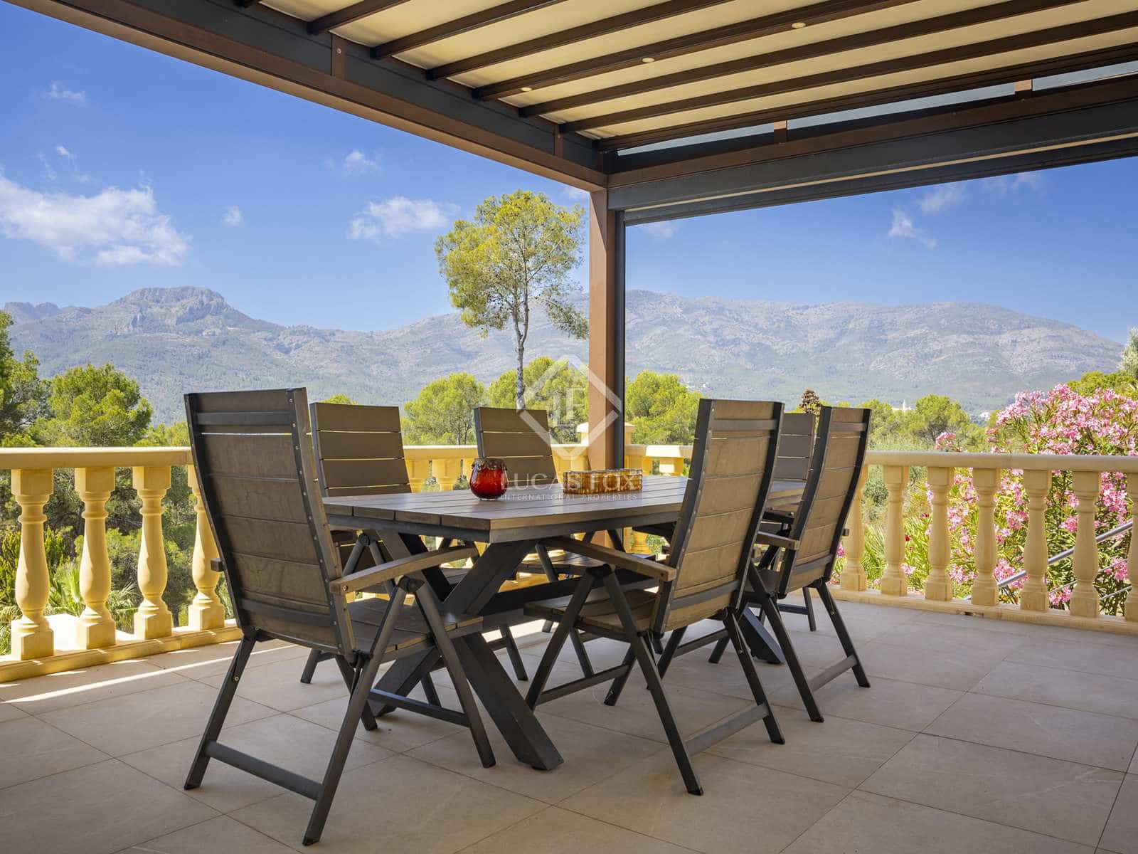 7 soveværelse Villa til salg i Alcalali / Alcanali med swimmingpool garage - € 1.495.000 (Ref: 8395451)