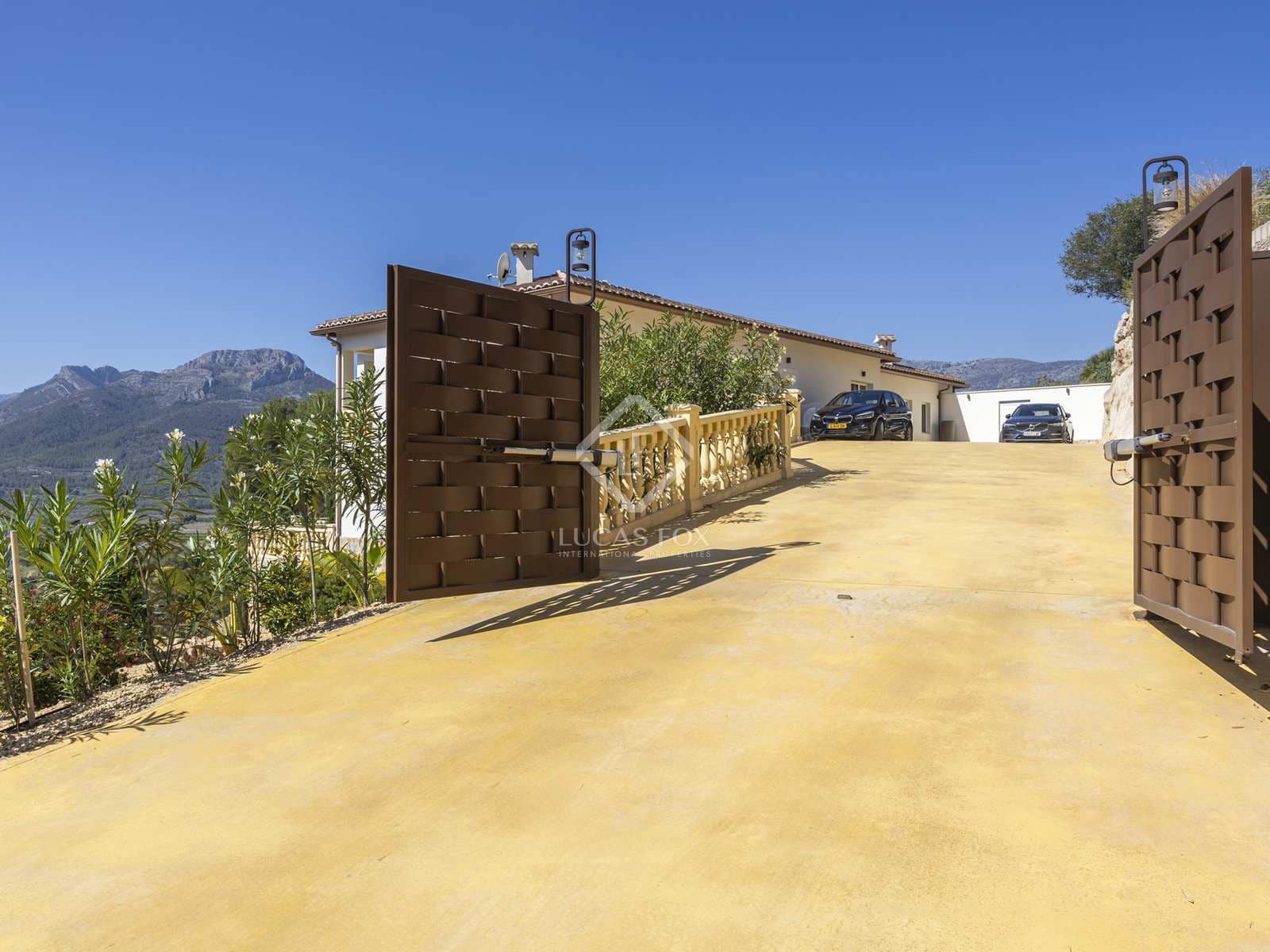 7 soveværelse Villa til salg i Alcalali / Alcanali med swimmingpool garage - € 1.495.000 (Ref: 8395451)