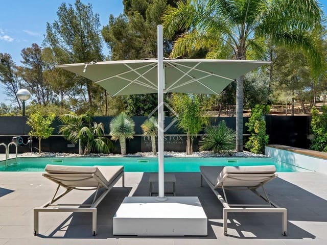 4 slaapkamer Villa te koop in Tarragona stad met zwembad garage - € 1.285.000 (Ref: 8396889)