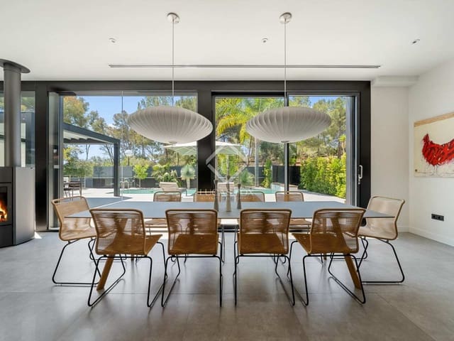 4 slaapkamer Villa te koop in Tarragona stad met zwembad garage - € 1.285.000 (Ref: 8396889)