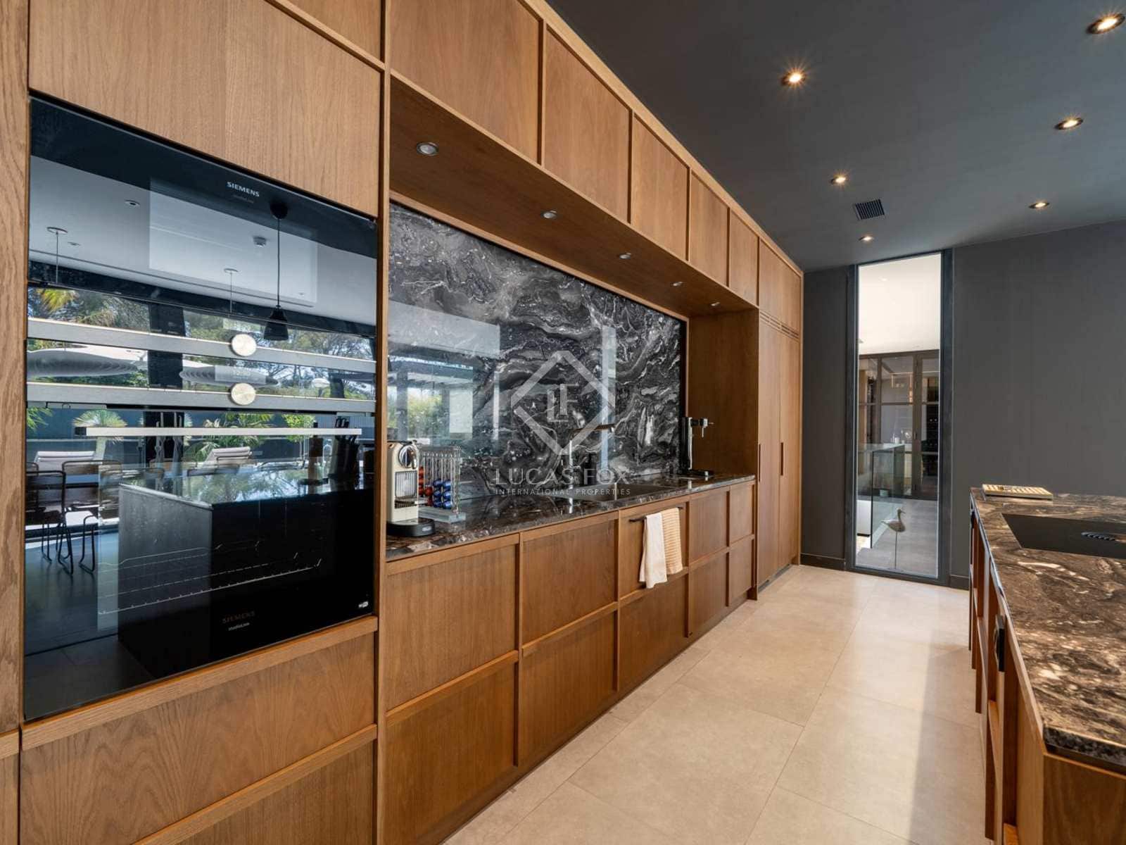 4 slaapkamer Villa te koop in Tarragona stad met zwembad garage - € 1.285.000 (Ref: 8396889)