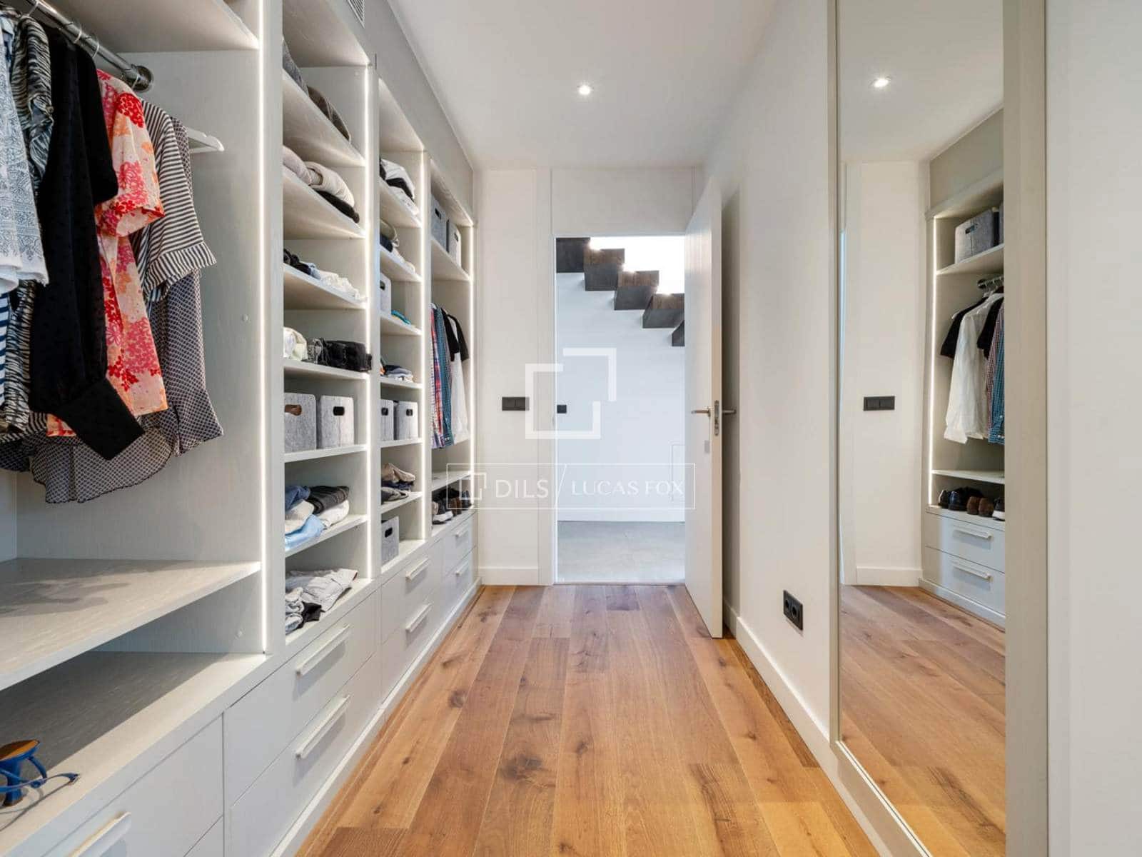 4 slaapkamer Villa te koop in Tarragona stad met zwembad garage - € 1.285.000 (Ref: 8396889)