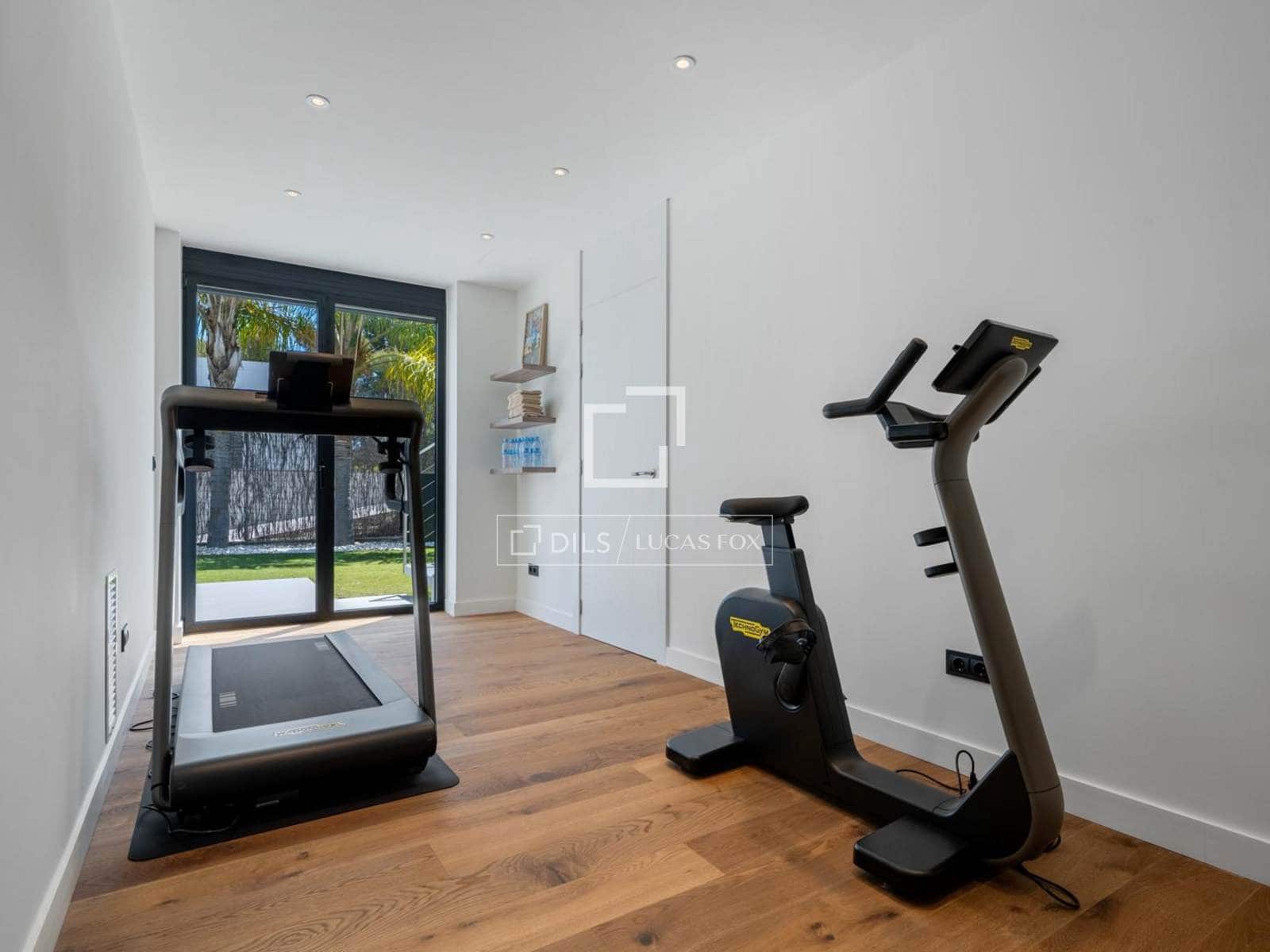 4 slaapkamer Villa te koop in Tarragona stad met zwembad garage - € 1.285.000 (Ref: 8396889)