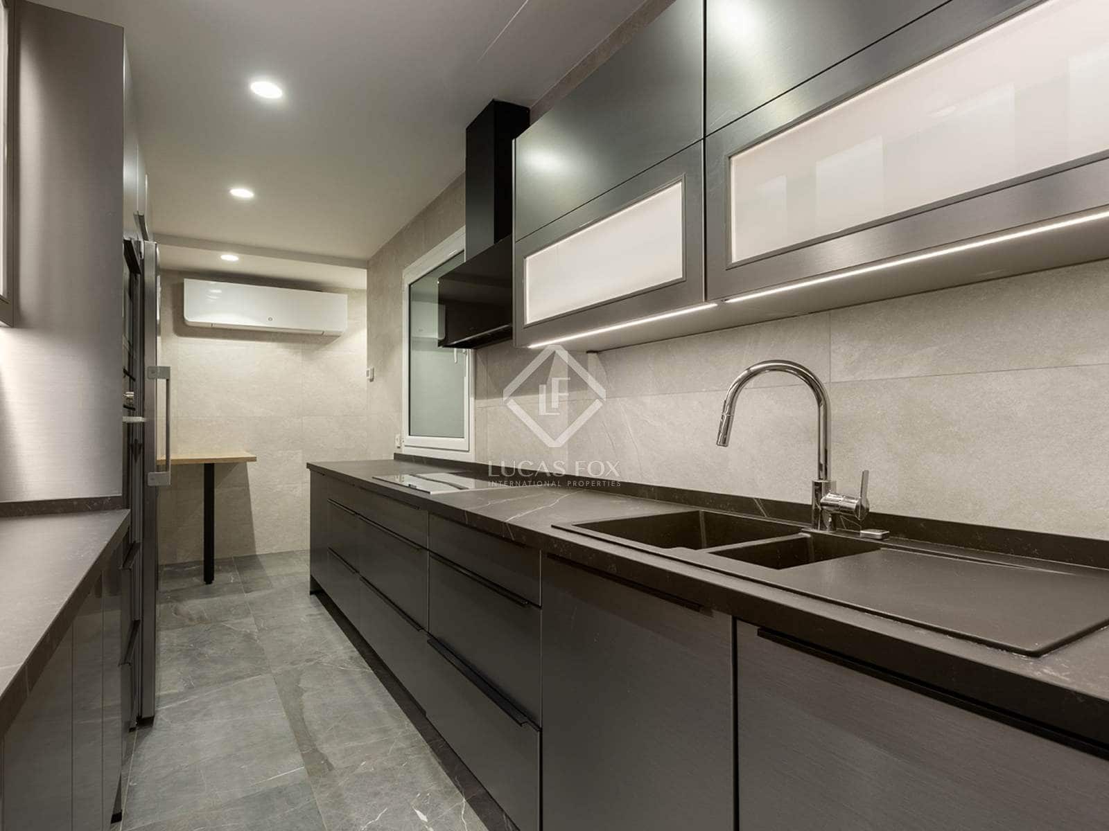 Appartement de 4 chambres à louer à Barcelone ville avec garage - 4 700 € (Ref: 8401888)