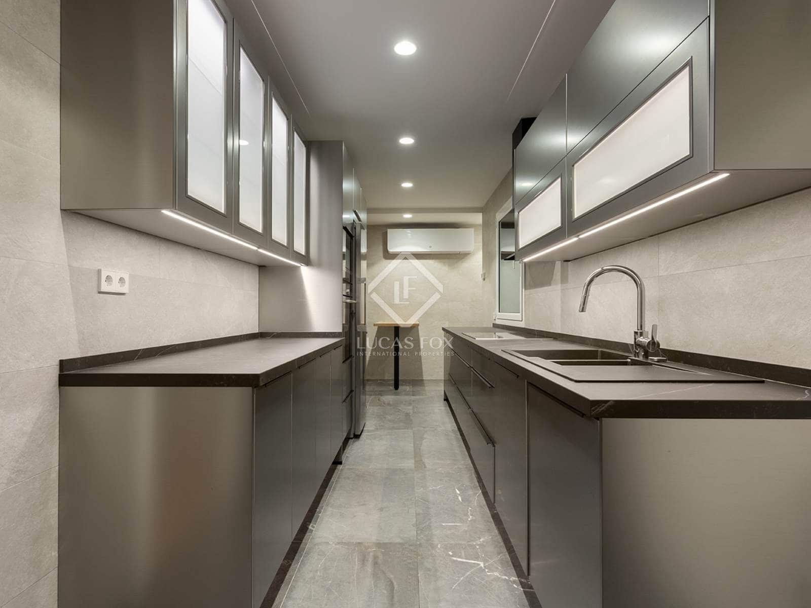 Appartement de 4 chambres à louer à Barcelone ville avec garage - 4 700 € (Ref: 8401888)