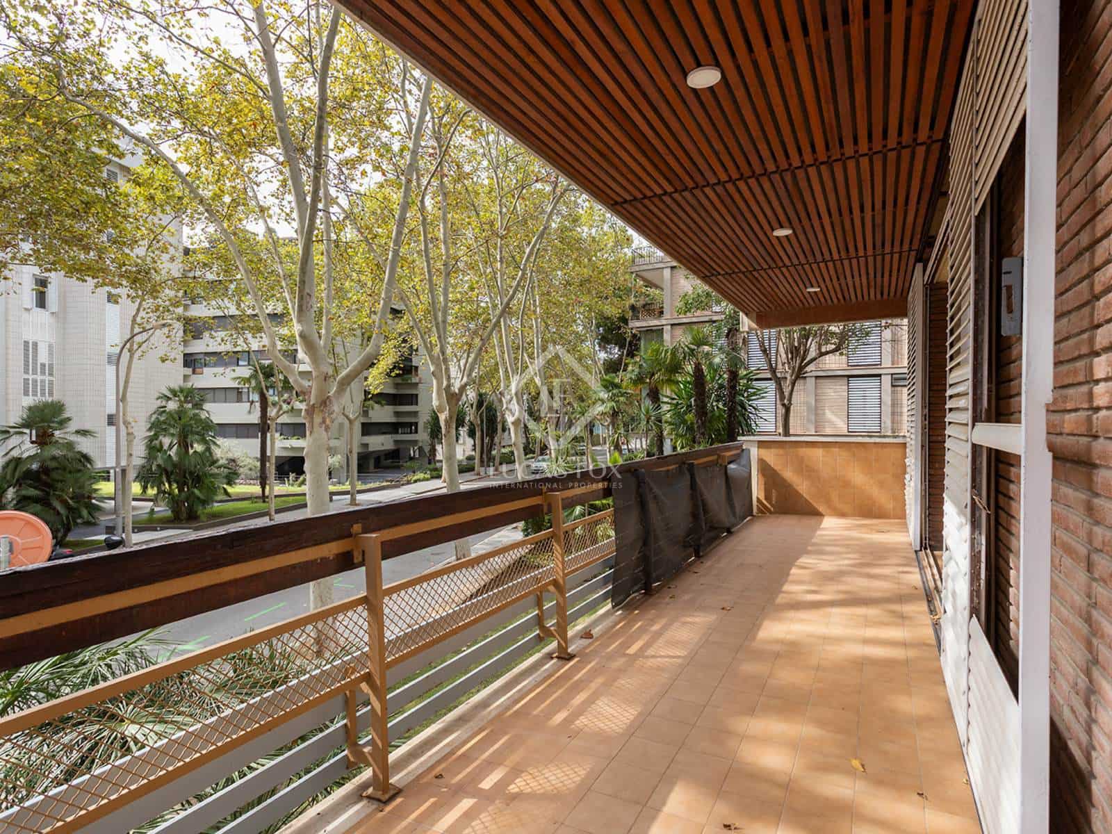 Appartement de 4 chambres à louer à Barcelone ville avec garage - 4 700 € (Ref: 8401888)