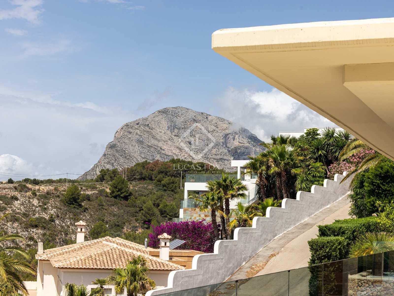 4 chambre Villa/Maison à vendre à Javea / Xabia avec piscine garage - 3 995 000 € (Ref: 8402491)