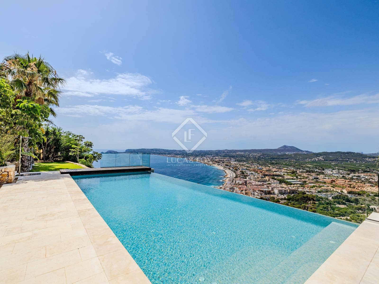 4 chambre Villa/Maison à vendre à Javea / Xabia avec piscine garage - 3 995 000 € (Ref: 8402491)