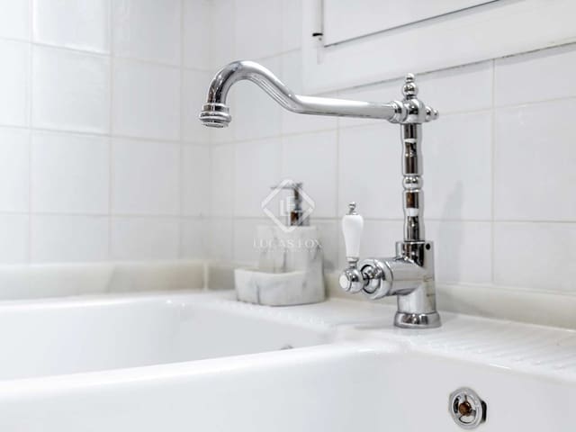 1 bedroom Apartment for rent in Barcelona city - € 1,800 (Ref: 8402726)