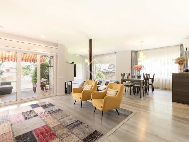 7 bedroom Villa for rent in Castelldefels with pool garage - € 7,000 (Ref: 8403900)