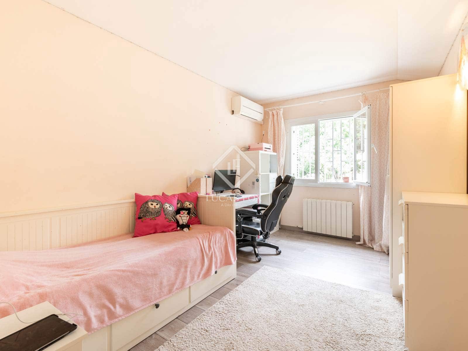 7 sypialnia Willa do wynajęcia w Castelldefels z basenem garażem - 7 000 € (Ref: 8403900)