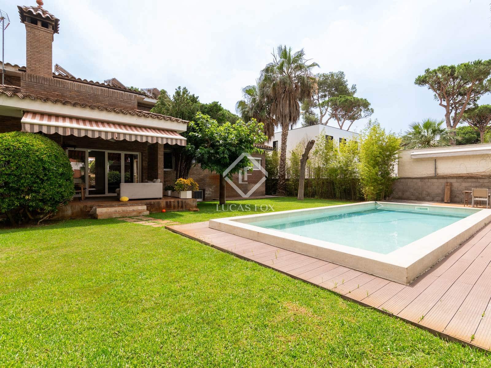 7 sypialnia Willa do wynajęcia w Castelldefels z basenem garażem - 7 000 € (Ref: 8403900)