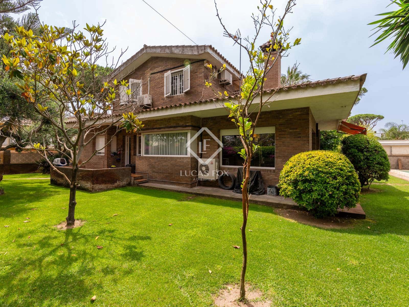 7 sypialnia Willa do wynajęcia w Castelldefels z basenem garażem - 7 000 € (Ref: 8403900)