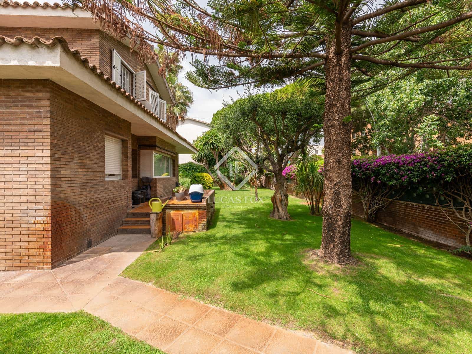 7 sypialnia Willa do wynajęcia w Castelldefels z basenem garażem - 7 000 € (Ref: 8403900)