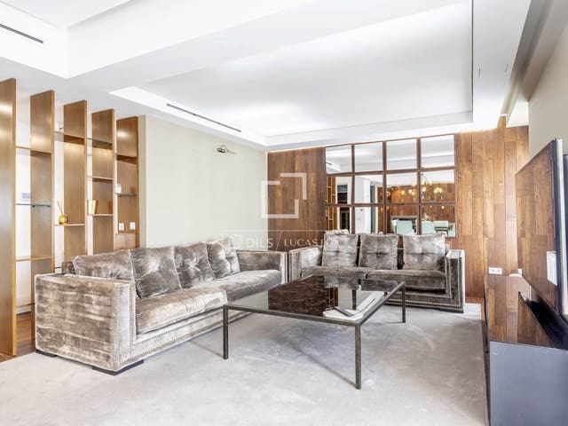 5 slaapkamer Appartement te huur in Valencia stad - € 5.000 (Ref: 8406654)