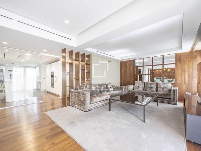 5 slaapkamer Appartement te huur in Valencia stad - € 5.000 (Ref: 8406654)