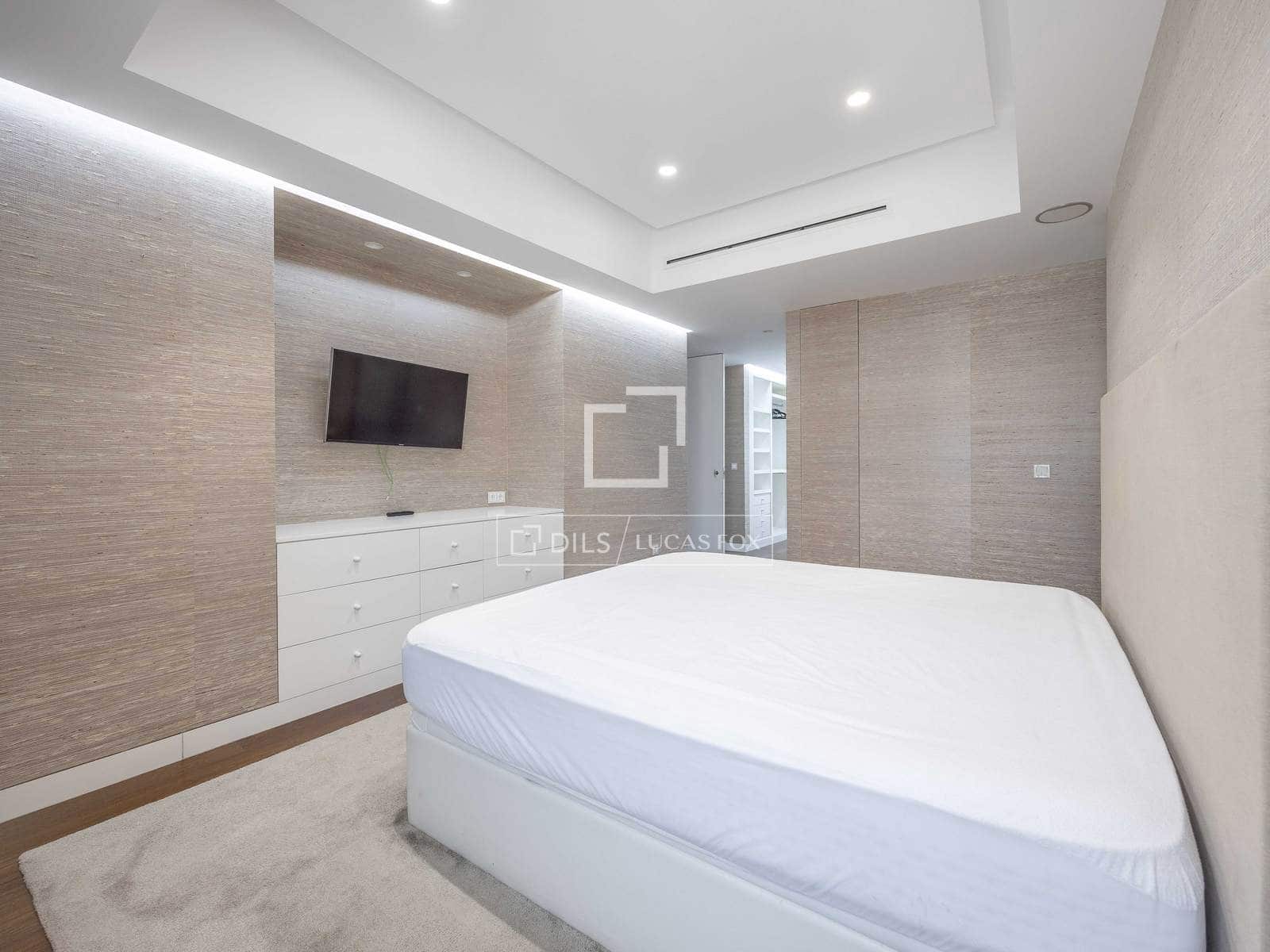 5 camera da letto Appartamento da affittare in Valencia citta - 5.000 € (Rif: 8406654)