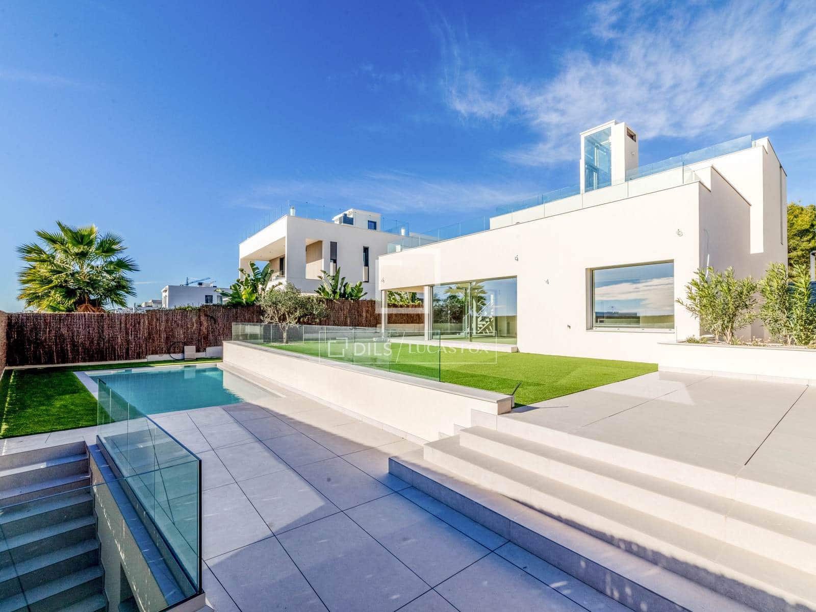 4 makuuhuone Huvila myytävänä paikassa Sitges mukana uima-altaan 
autotalli - 2 490 000 € (Ref: 8406656)