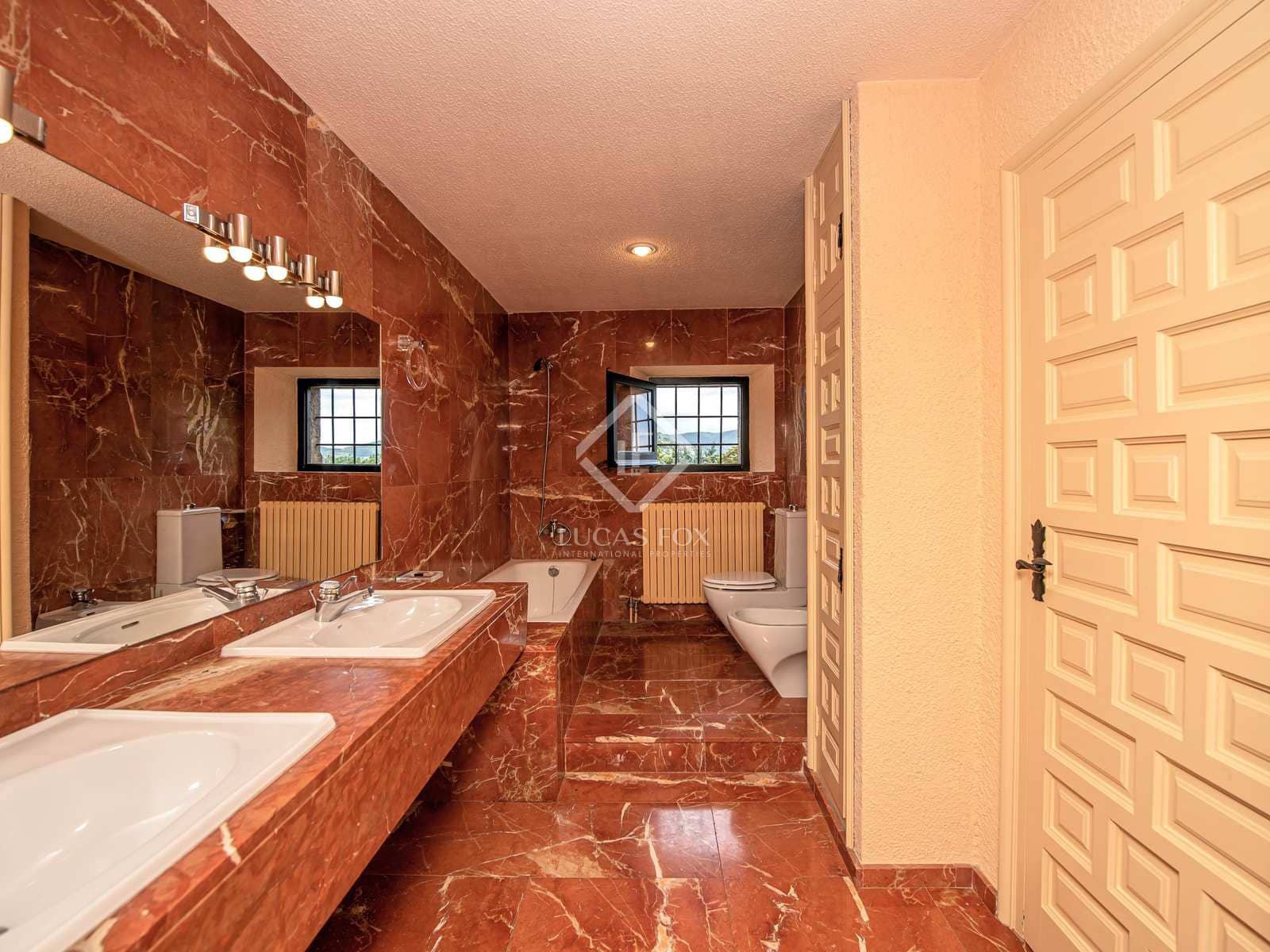 4 slaapkamer Villa te koop in Calonge i Sant Antoni met zwembad - € 1.400.000 (Ref: 8408852)